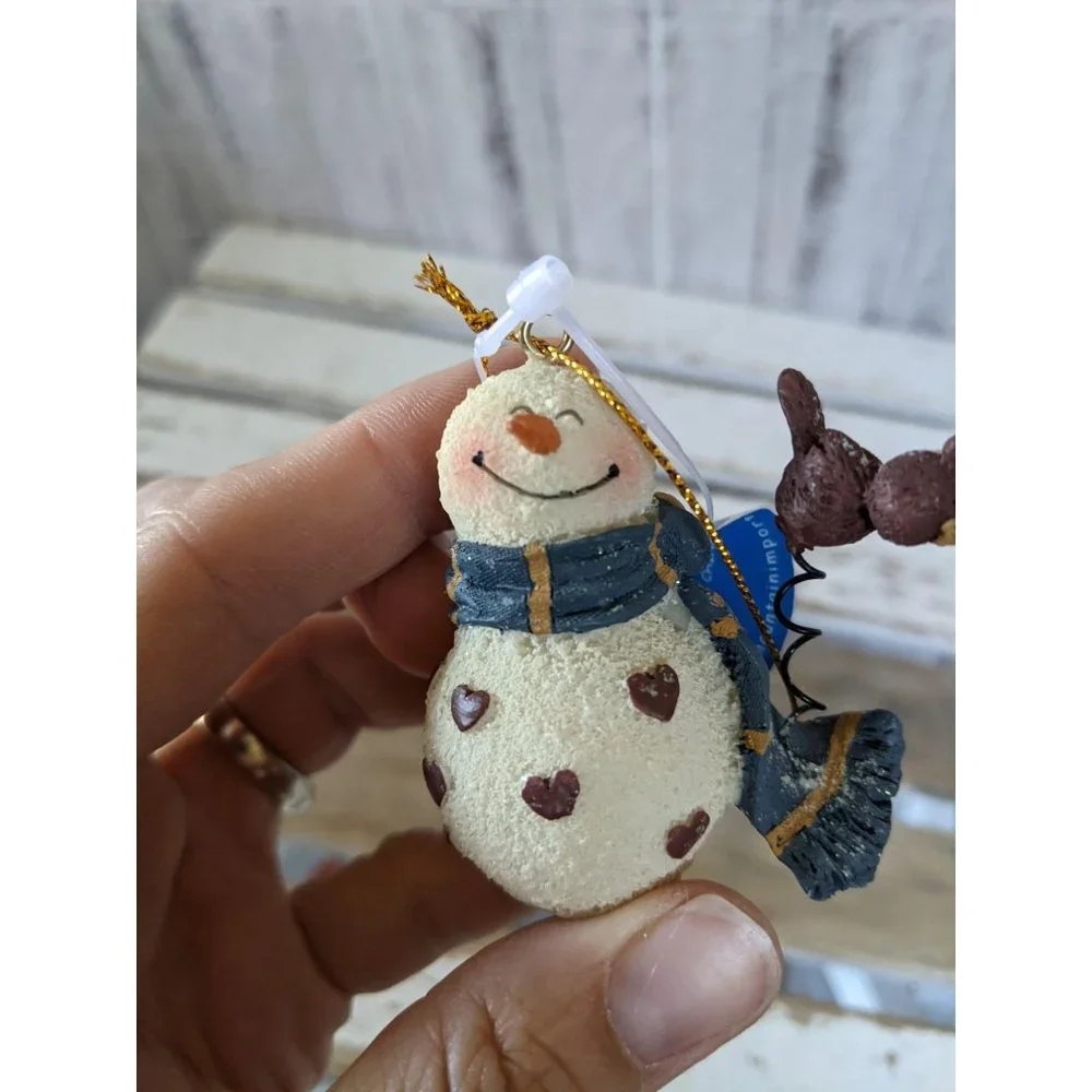 Crazy mountain‎ snowman hearts Cardinal mini orname
